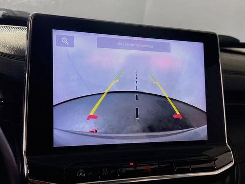 Used 2022 Jeep Compass Trailhawk w/ Trailhawk Convenience Group image 13