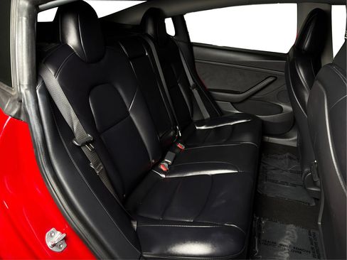 Used 2022 Tesla Model 3 RWD image 12