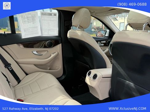 Used 2016 Mercedes-Benz C 300 4MATIC Sedan image 26