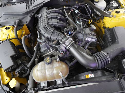 Used 2015 Ford Mustang Convertible w/ Equipment Group 051A image 31