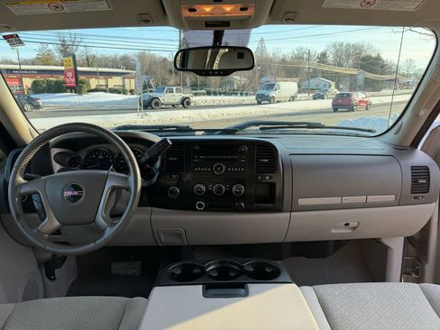 Used 2007 GMC Sierra 2500 SLE w/ Snow Plow Prep Package image 13