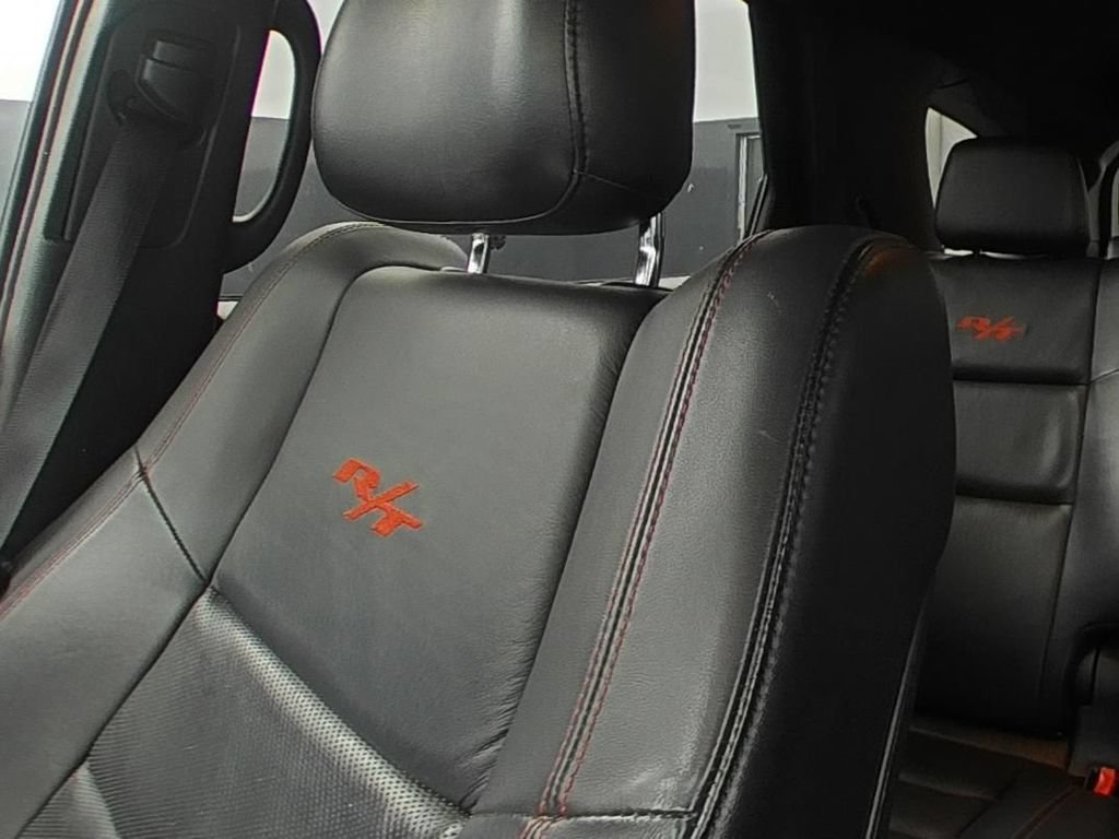 Used 2018 Dodge Durango R/T w/ Technology Group AWD/4WD image 9