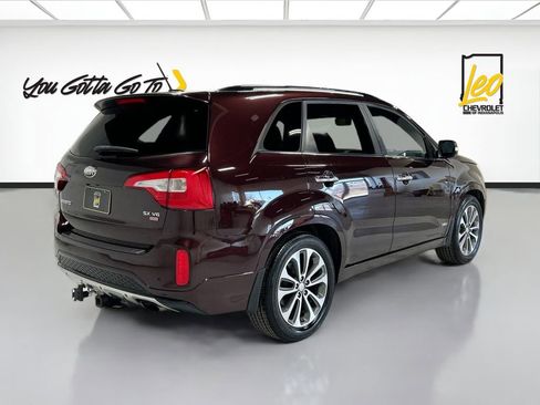 Used 2014 Kia Sorento SX w/ 3rd Row Package image 5