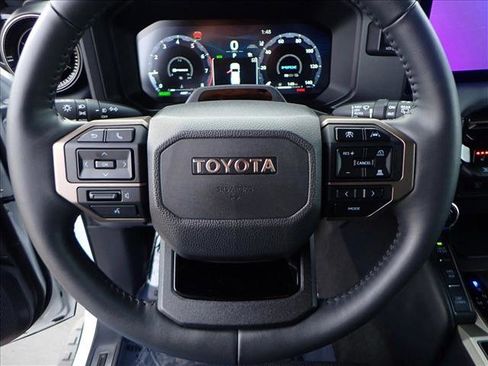 Used 2025 Toyota Land Cruiser w/ Premium Package image 15