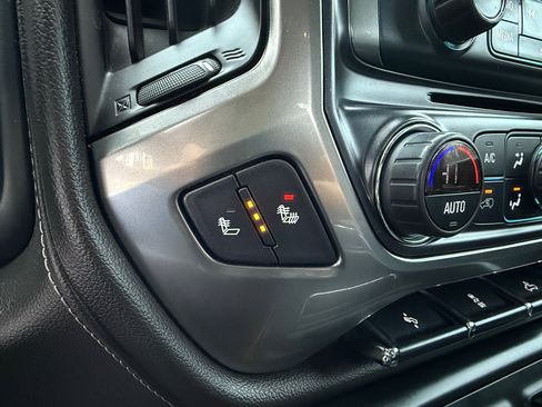 Used 2018 Chevrolet Silverado 2500 LTZ w/ LTZ Plus Package image 17