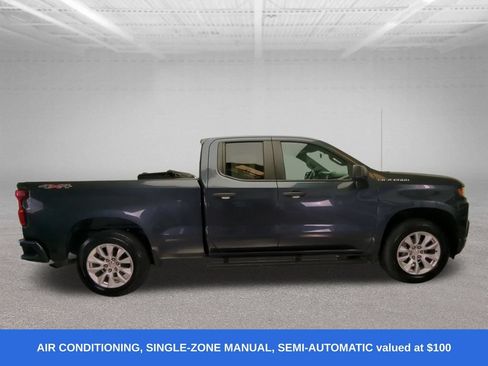 Used 2020 Chevrolet Silverado 1500 Custom w/ Custom Value Package AWD/4WD image 10