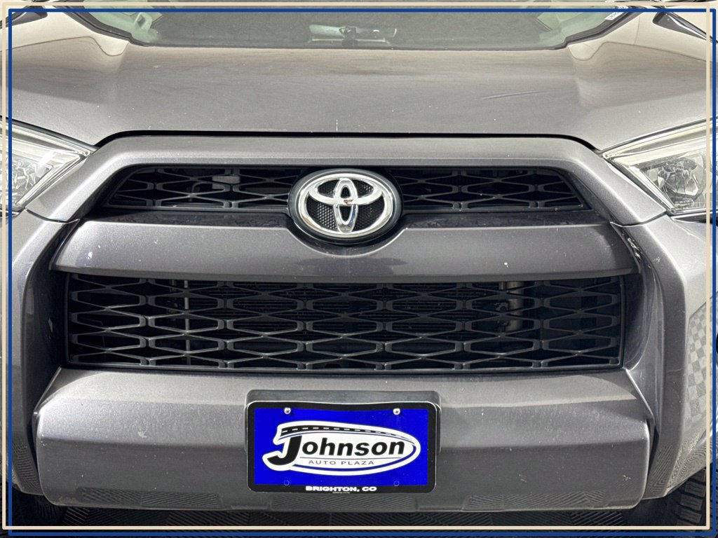 Used 2018 Toyota 4Runner SR5 Premium AWD/4WD image 4