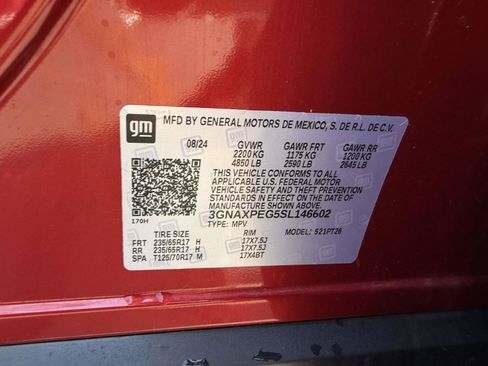 Certified 2025 Chevrolet Traverse LT w/ Driver Confidence Package FWD image 17