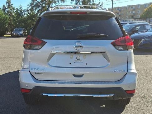 Used 2020 Nissan Rogue SL w/ Premium Package image 39