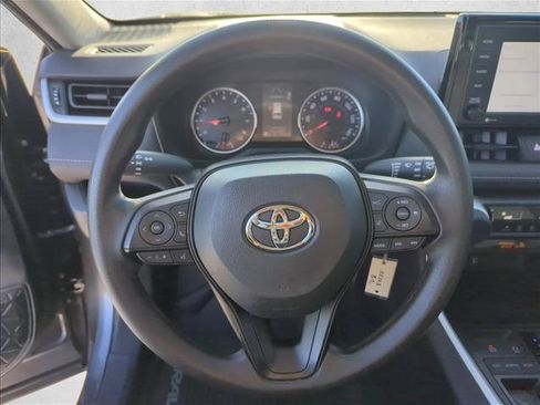 Certified 2021 Toyota RAV4 LE FWD image 14