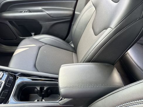 New 2026 Jeep Compass Latitude image 20