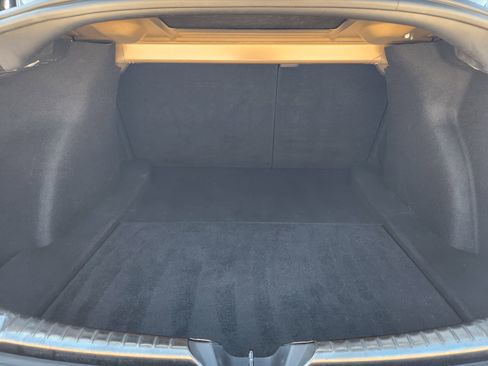 Used 2019 Tesla Model 3 Standard Range Plus image 31