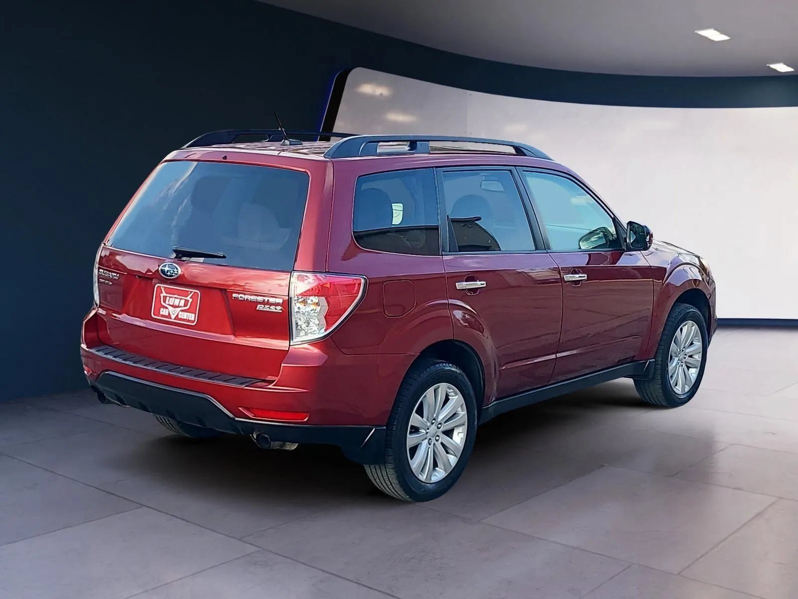 Used 2013 Subaru Forester 2.5X Limited AWD/4WD image 5