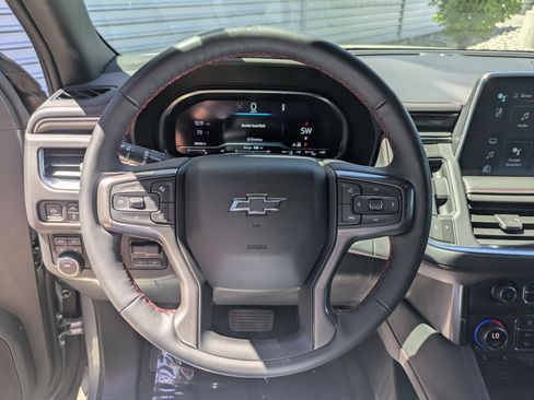 Used 2023 Chevrolet Suburban RST w/ Sport Performance Package AWD/4WD image 17