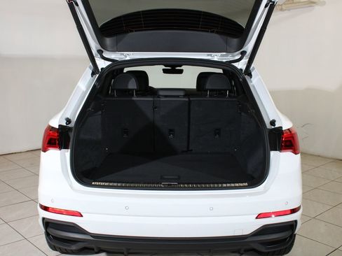 Certified 2025 Audi Q3 2.0T Premium w/ Convenience Package image 23