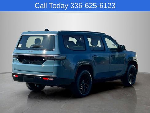 New 2026 Jeep Grand Wagoneer Limited AWD/4WD image 5