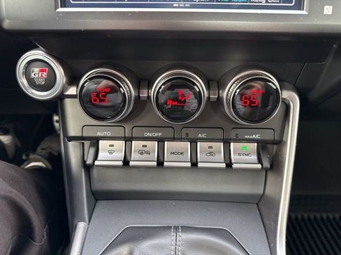 Used 2026 Toyota GR86 Premium w/ Performance Package image 25