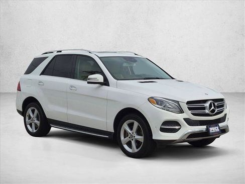 Used 2018 Mercedes-Benz GLE 350 image 3