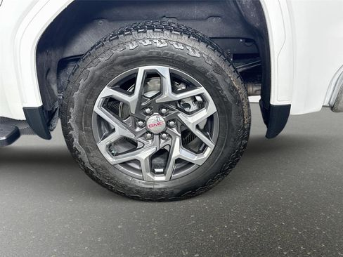 Certified 2023 GMC Sierra 1500 SLT w/ SLT Premium Plus Package AWD/4WD image 31