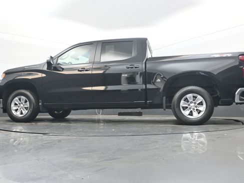 Used 2025 Chevrolet Silverado 1500 LT image 24
