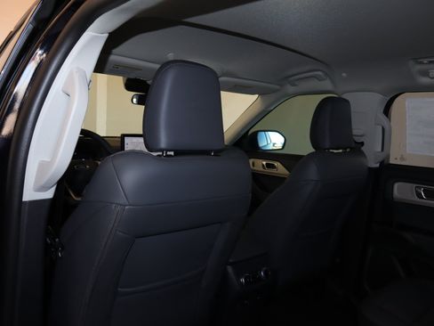 New 2026 Ford Explorer Active w/ Active Comfort Package image 33