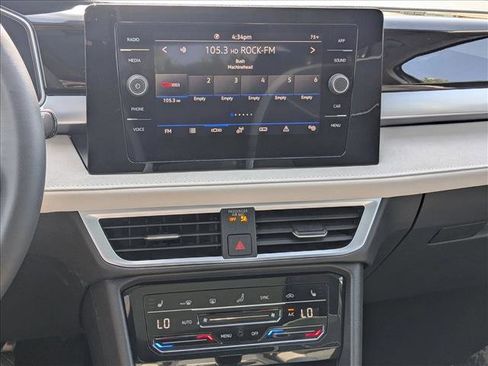 New 2025 Volkswagen Taos SE image 13