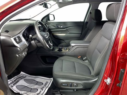 Certified 2023 GMC Acadia SLE w/ Driver Convenience Package image 11