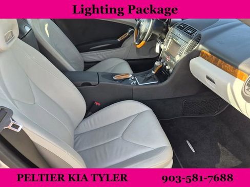 Used 2010 Mercedes-Benz SLK 300 image 12