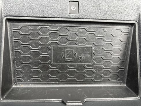 Used 2023 Nissan Frontier PRO-4X w/ Pro Convenience Package AWD/4WD image 40