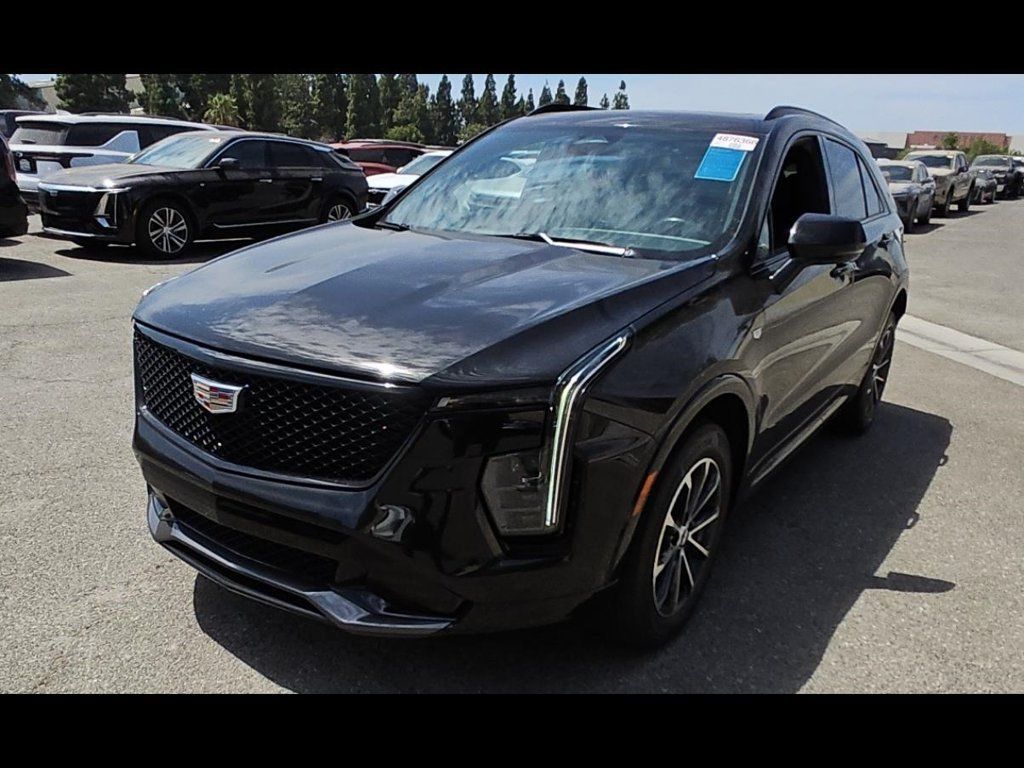 Used 2024 Cadillac XT4 Sport w/ Cold Weather Package FWD image 3