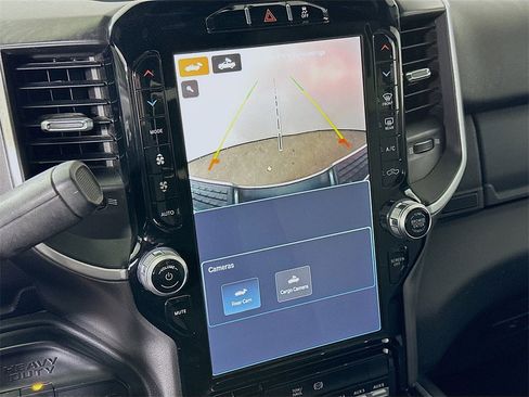 Used 2023 RAM 2500 Big Horn w/ Level 1 Equipment Group image 10