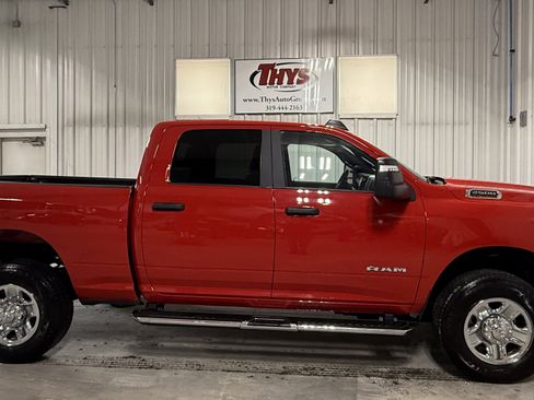 Used 2024 RAM 2500 Big Horn w/ Bed Utility Group image 2