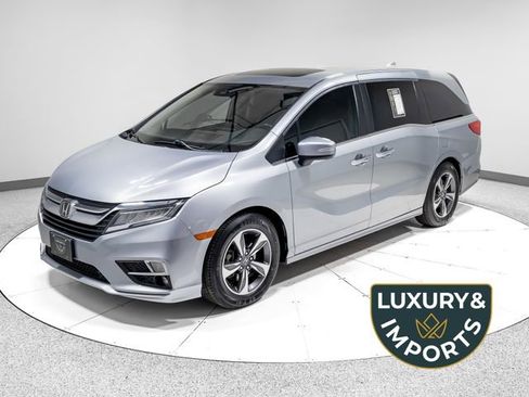 Used 2020 Honda Odyssey Touring image 1