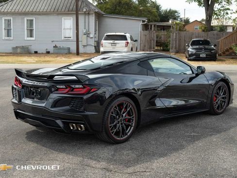 Used 2023 Chevrolet Corvette Stingray Premium Cpe w/ Z51 Performance Package image 6