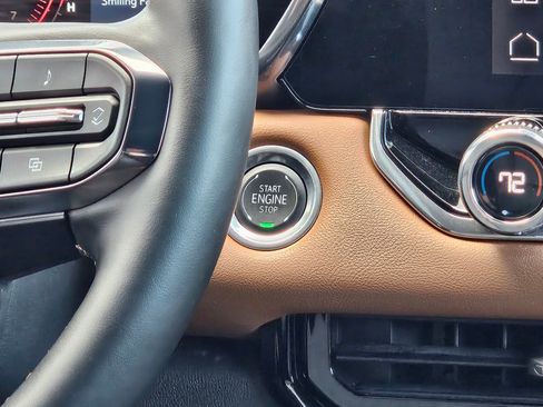 Used 2024 GMC Canyon AT4 w/ AT4 Premium Package image 14