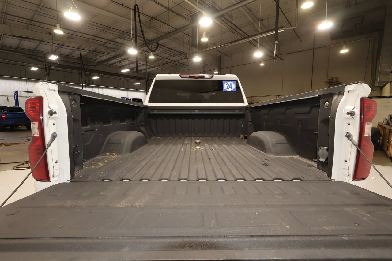 Used 2024 Chevrolet Silverado 2500 Custom w/ Custom Convenience Package AWD/4WD image 24