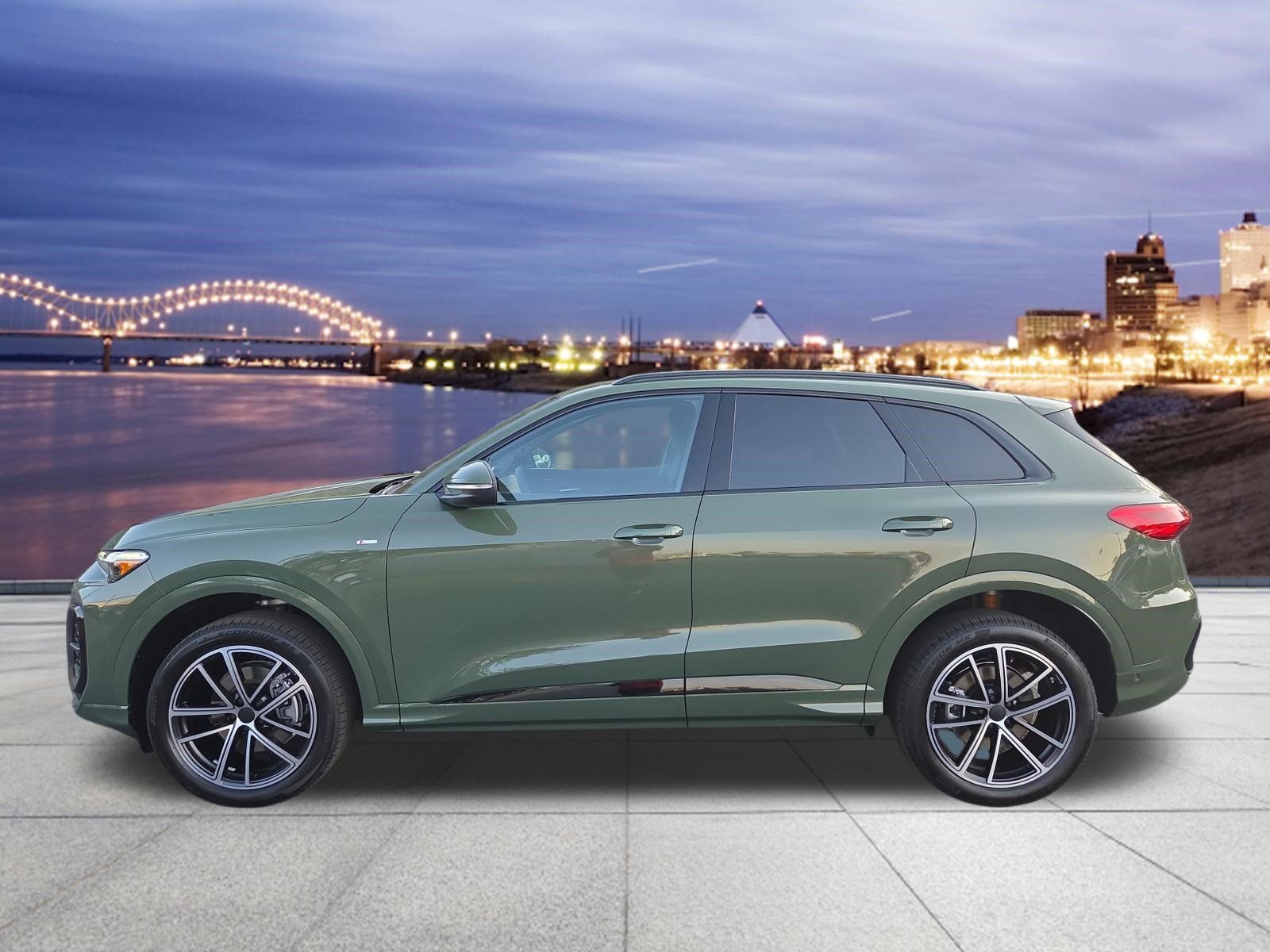 New 2026 Audi Q5 Premium Plus AWD/4WD image 2
