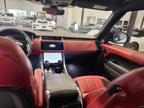 Used 2022 Land Rover Range Rover Sport HSE Dynamic image 15