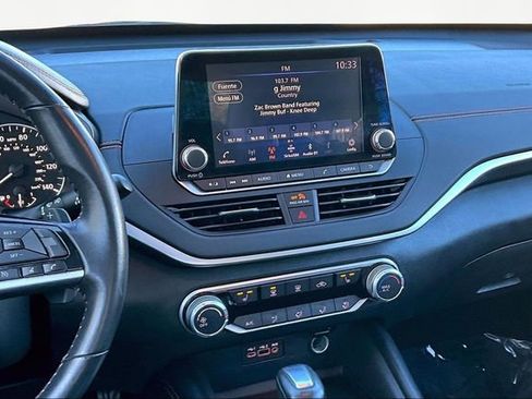 Used 2021 Nissan Altima 2.5 SR w/ SR Premium Package image 9