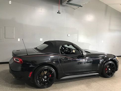 Used 2017 FIAT 124 Spider Abarth image 6