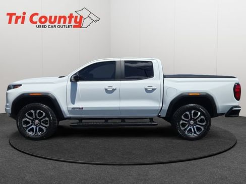 Used 2024 GMC Canyon AT4 w/ Technology Package AWD/4WD image 5
