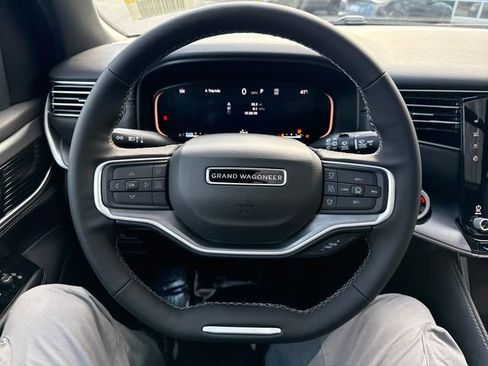 New 2026 Jeep Grand Wagoneer 4WD w/ Premium Group I image 19