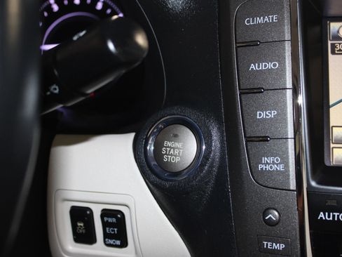 Used 2011 Lexus IS 350C RWD image 20