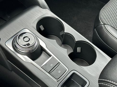 New 2025 Ford Escape SE image 19