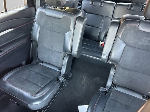 Used 2025 Ford Explorer ST w/ Sun And Sound Package AWD/4WD image 14