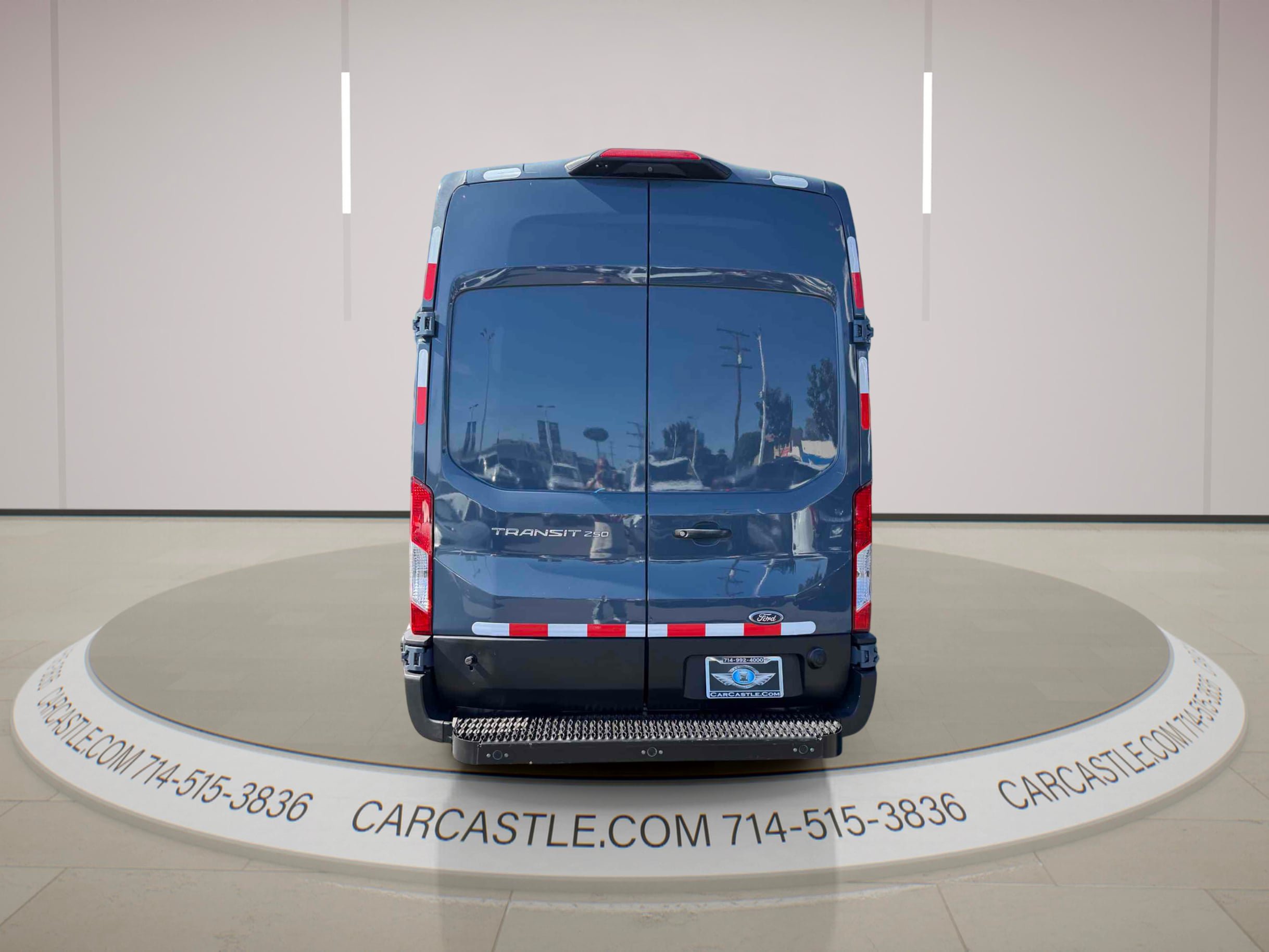 Used 2020 Ford Transit 250 148 High Roof Extended RWD image 4