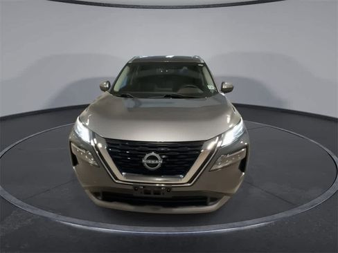 Used 2023 Nissan Rogue SV w/ SV Premium B Package image 3