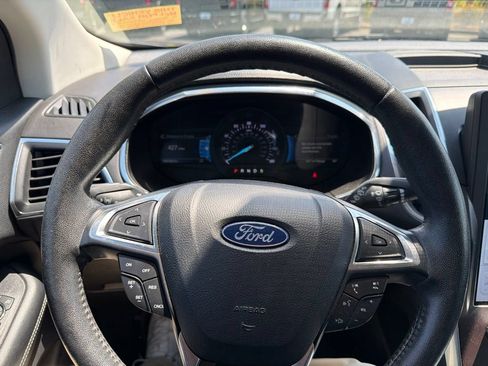 Used 2021 Ford Edge Titanium FWD image 5