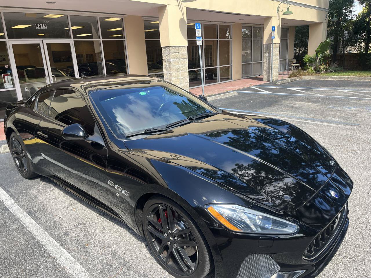 Used 2018 Maserati GranTurismo Sport RWD image 2