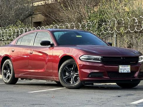 Used 2023 Dodge Charger SXT image 2